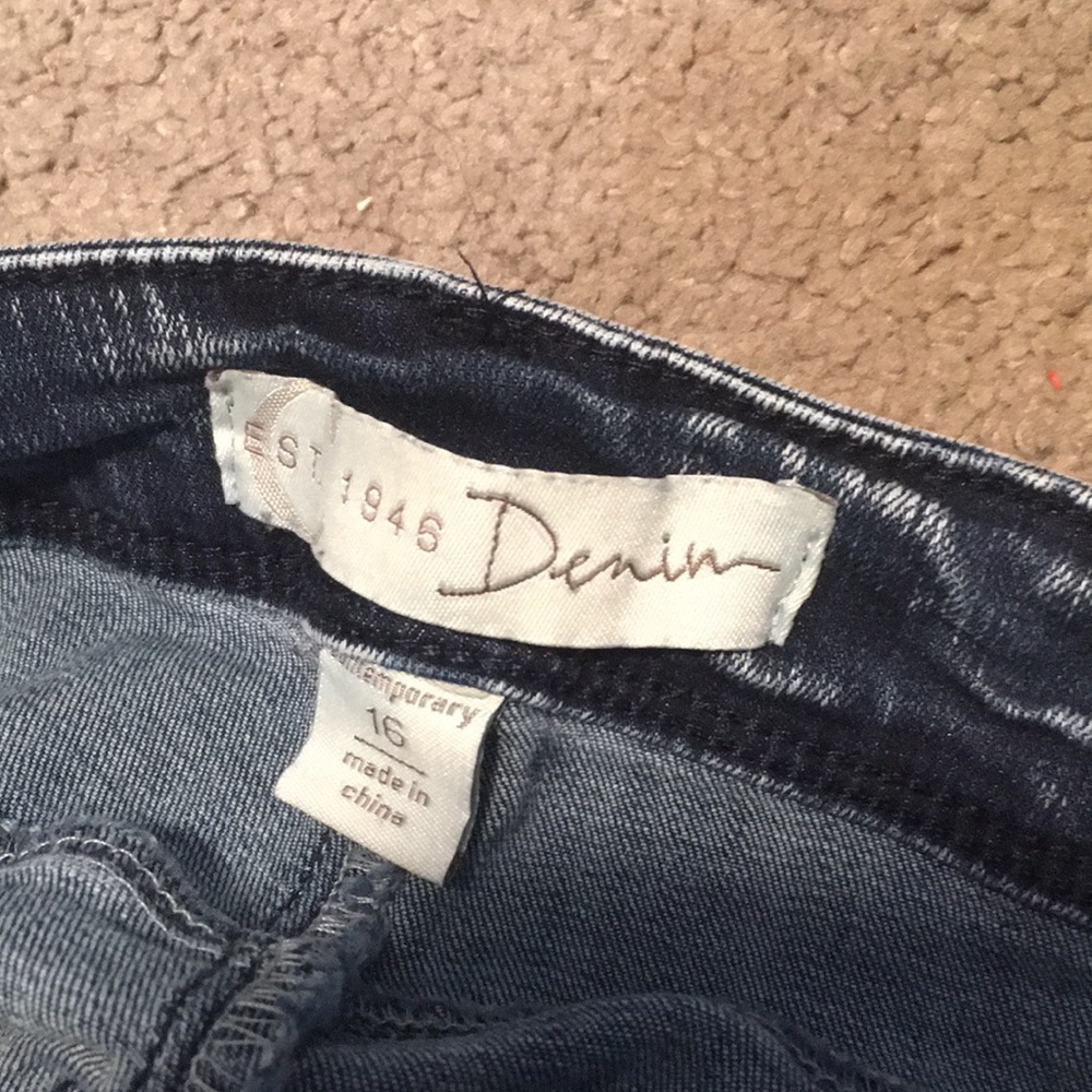 Capris - Picture 2 of 2